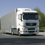 Șoferul de TIR vinde vehiculul și încărcătura după luni de neplată. Autoritățile îi cer peste 500.000 euro